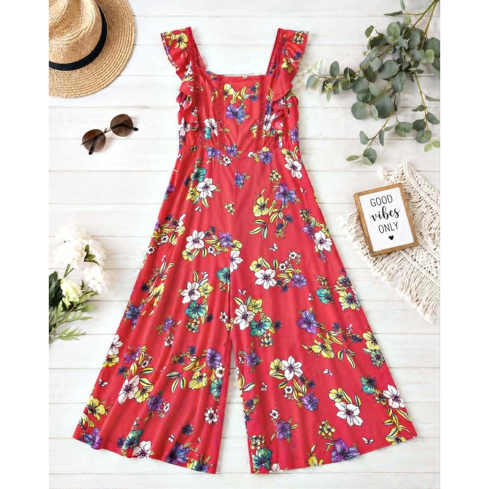a.n.a. Floral Wide Leg Jumpsuit Red Rayon Smocked Back Ruffle Strap‎ Size Large